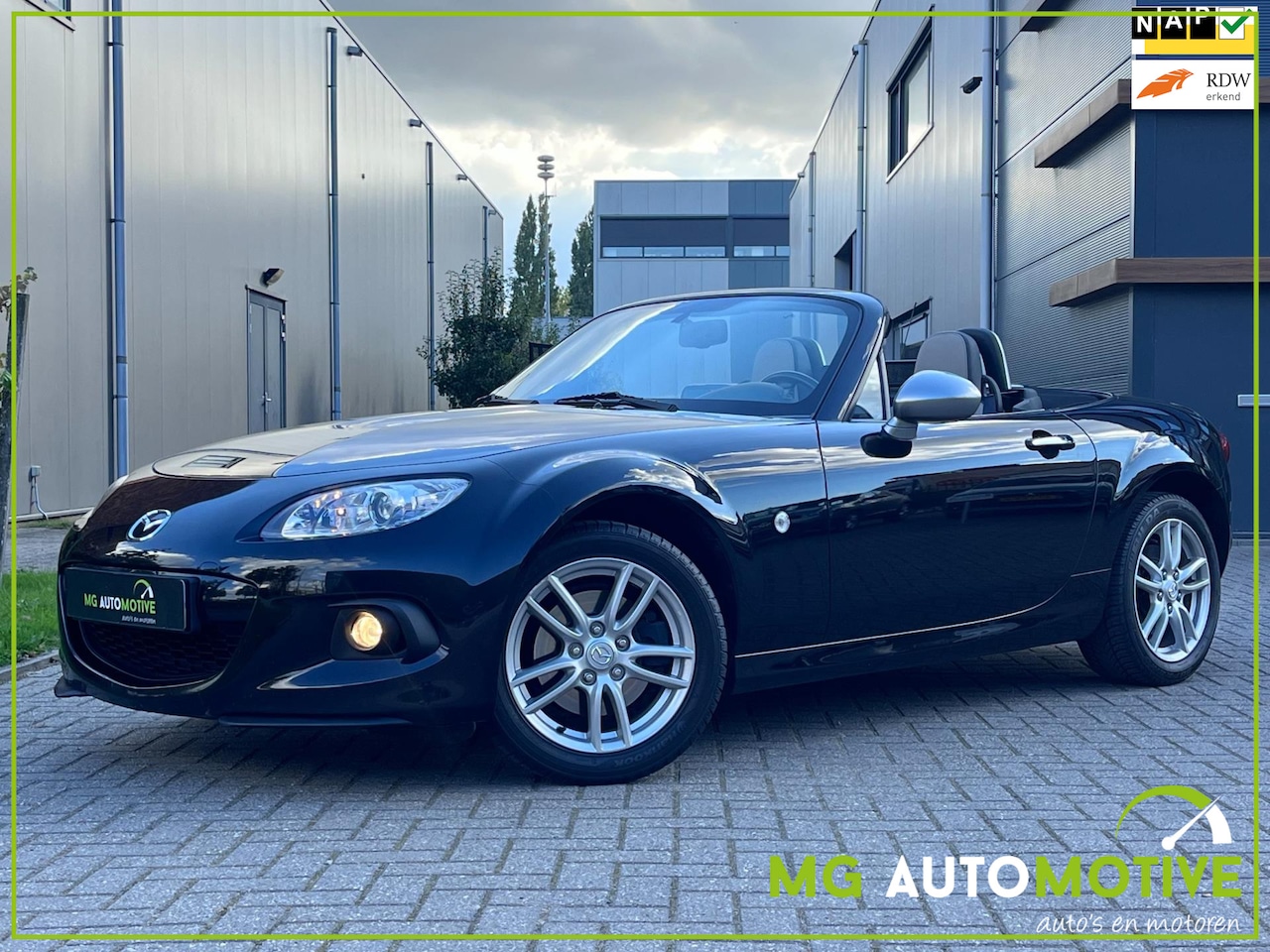 Mazda MX-5 Roadster Coupé - 1.8 Silver Edition | Navi | Climate | Cruise | Stoelverwarming - AutoWereld.nl