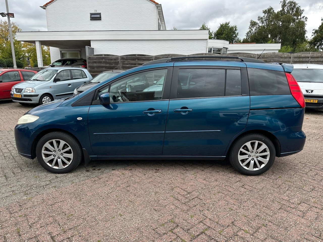 Mazda 5 - 1.8,85kw/116pk,Executive,Airco,7-PERS. - AutoWereld.nl