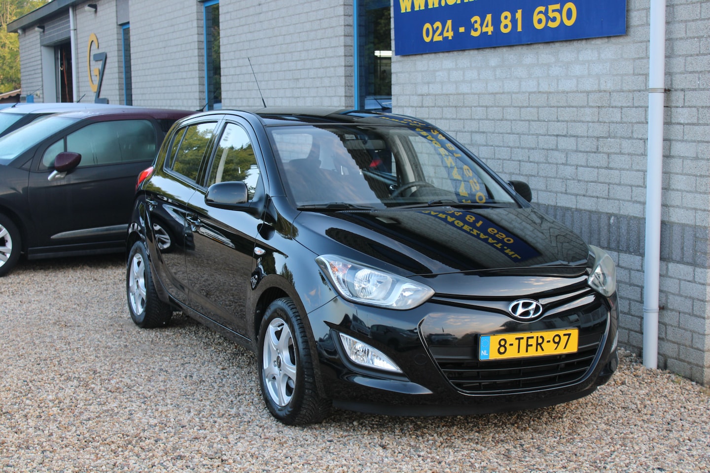 Hyundai i20 - 1.2i 5DRS i-Motion Airco trekhaak Lm velgen - AutoWereld.nl