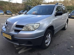 Mitsubishi Outlander Sport - 2.0 Invite+