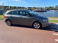 Mercedes-Benz B-klasse - 180 Ambition