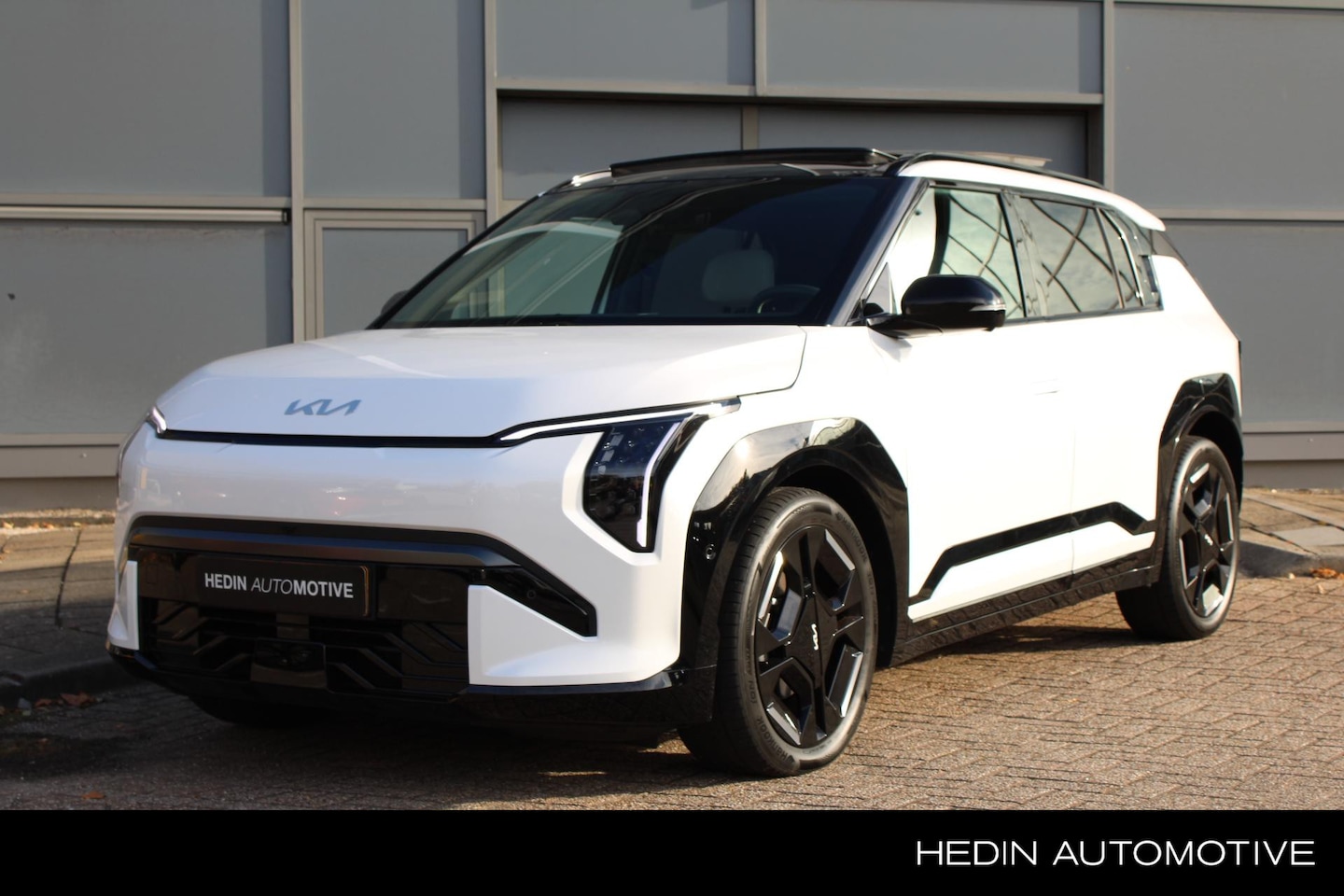 Kia EV3 - GT-PlusLine 81.4 kWh | Schuif/kanteldak | Leder | Head Up | Harman Kardon | Memoryseat | S - AutoWereld.nl