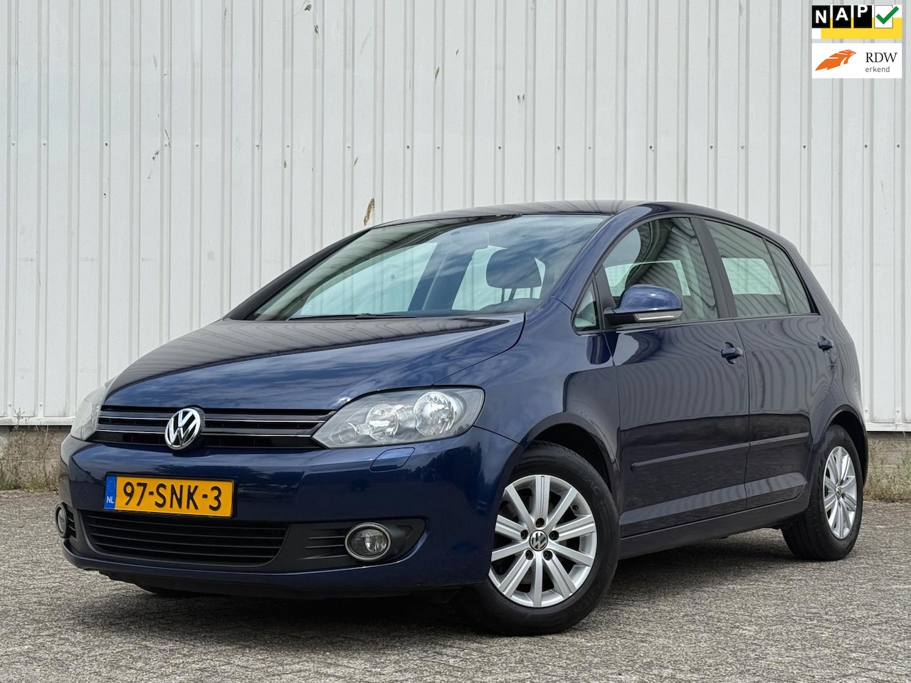 Volkswagen Golf Plus - 1.2 TSI Comfortline BlueMotion 2e Eigenaar,Trekhaak,Navi,Bleutooth,ClimateControle,CruiseC - AutoWereld.nl