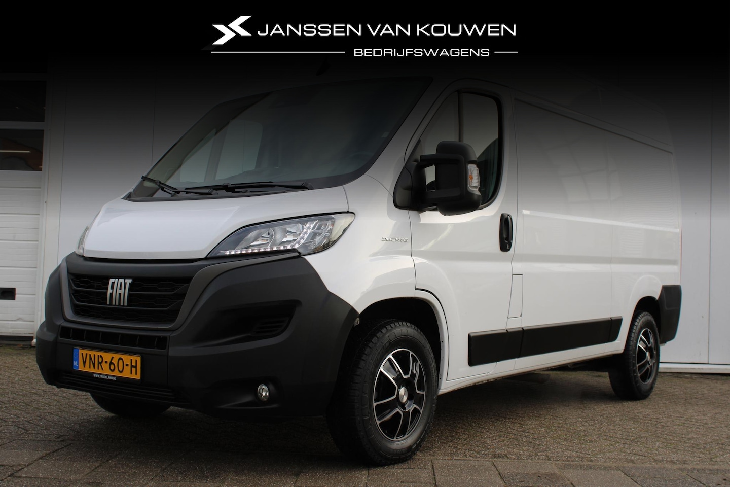Fiat Ducato - 30 2.3 MultiJet L2H2 Carplay / Android Auto / Trekhaak / LM-Velgen - AutoWereld.nl