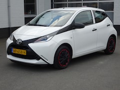 Toyota Aygo - 1.0 VVT-i x-fun Airco, elektrische ramen, centrale vergrendeling, snelheids regeling, enz