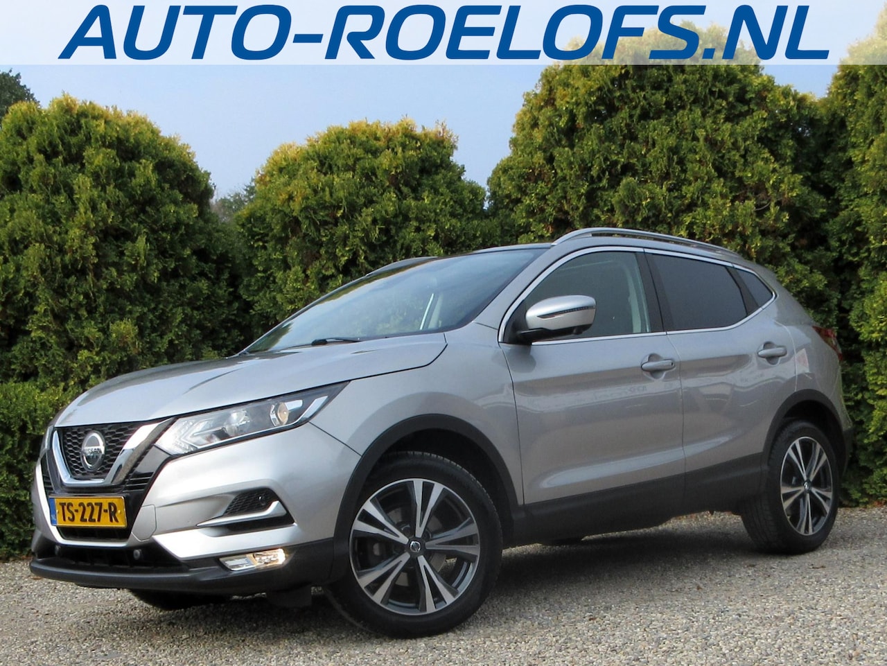 Nissan Qashqai - 1.2 N-Connecta*Navi*360cam*Pano.dak* - AutoWereld.nl