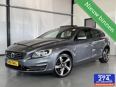 Volvo V60 - 2.0 T4 Polar+ Dynamic|Schuifdak|Leder|Trekhaak|Camera|