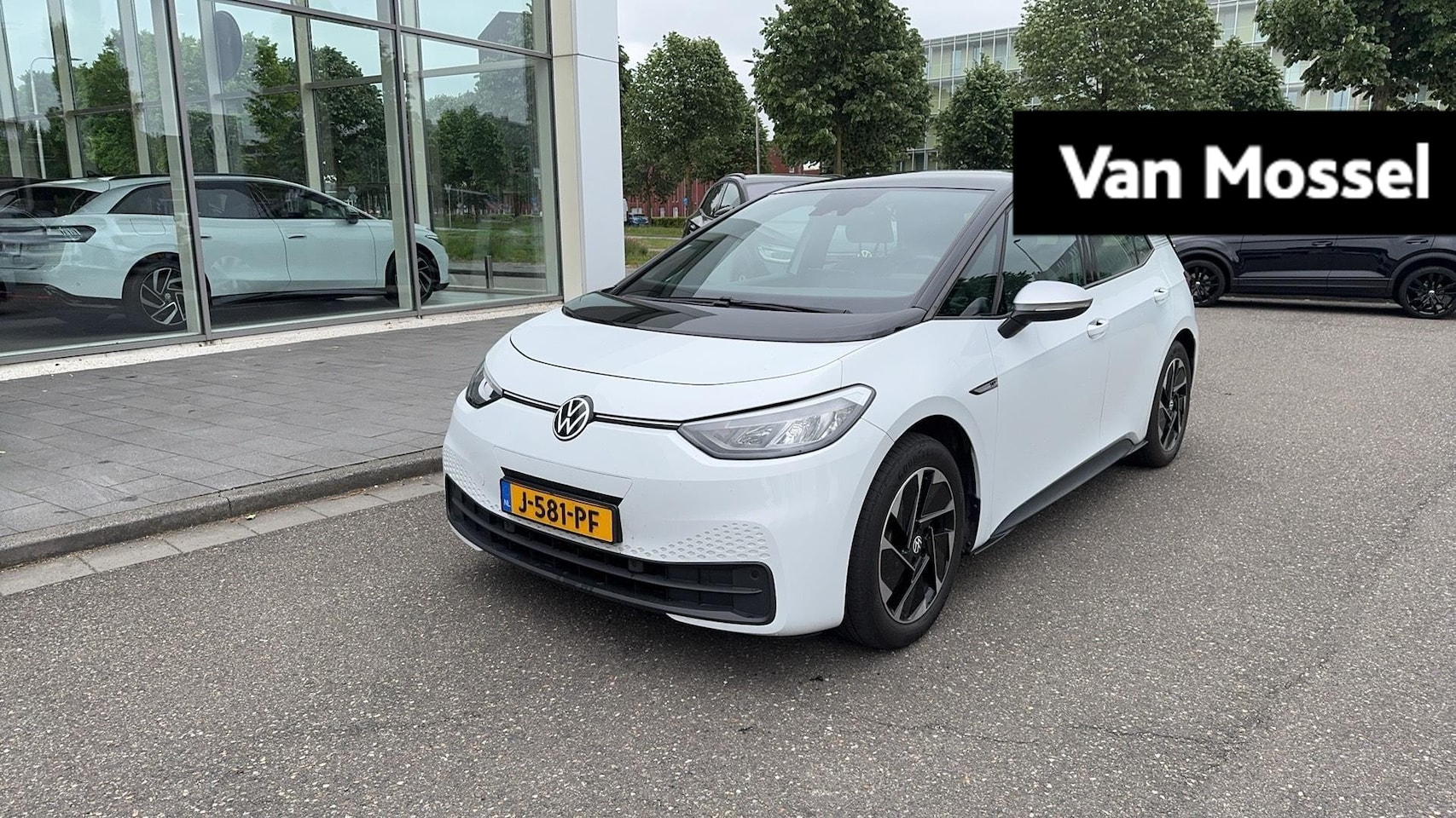 Volkswagen ID.3 - First 58 kWh | SoH ... | Stoel en Stuurverwarming | Navigatie | Parkeersensoren | Lichtmet - AutoWereld.nl