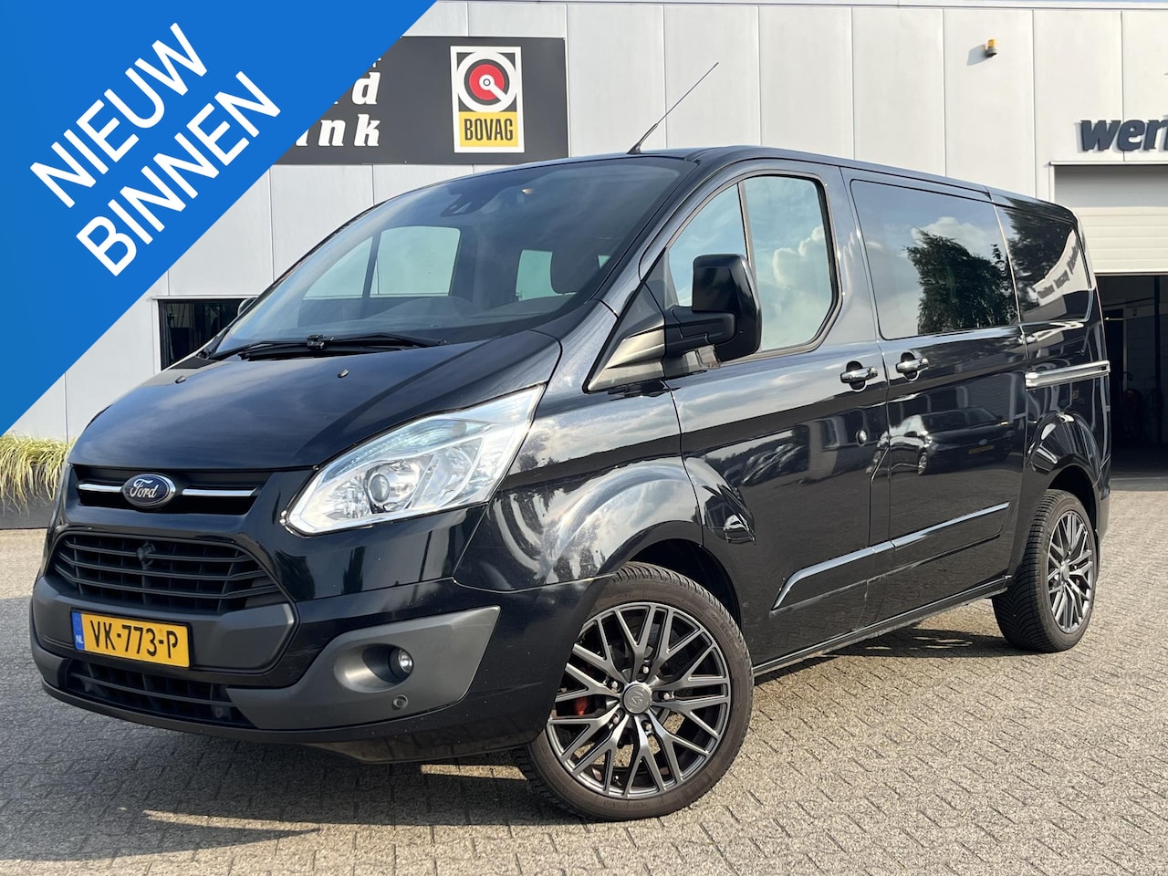 Ford Transit Custom - 270 2.2 TDCI L1H1 Limited DC 2X SCHUIFDEUR NAV - AutoWereld.nl