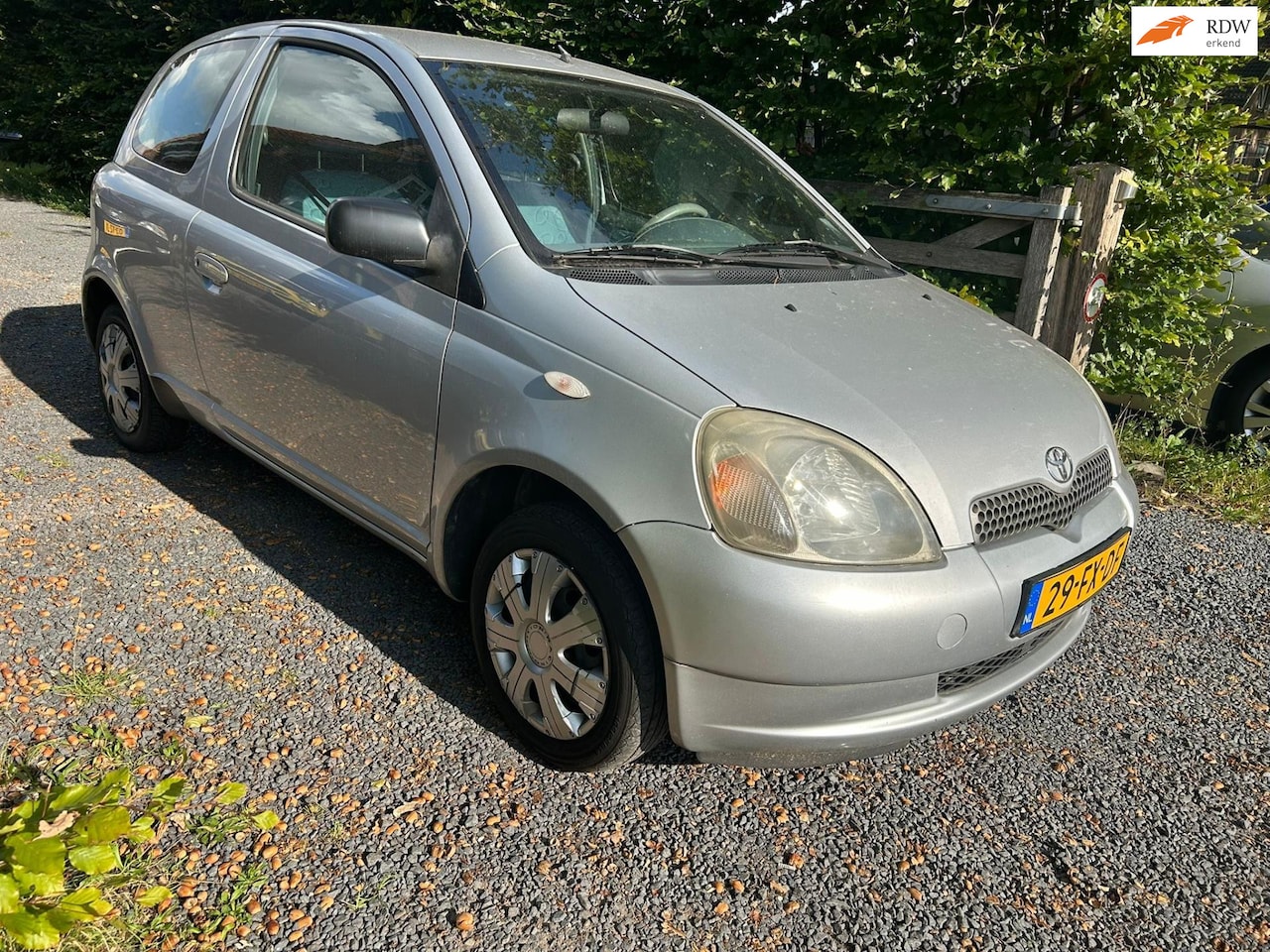 Toyota Yaris - 1.3-16V VVT-i Luna | RIJD SUPER | APK 9-2026! | Afn. trekhaak - AutoWereld.nl