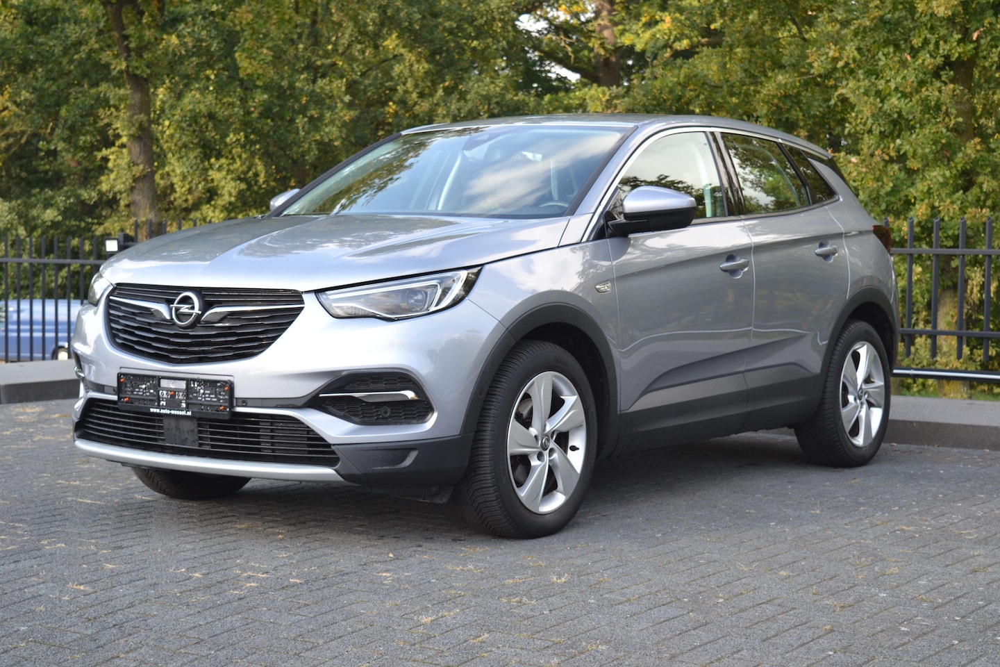 Opel Grandland X - 1.2 Innovation | Navi | Stoel- Stuurverw. | Climate | Cruise | Camera | - AutoWereld.nl