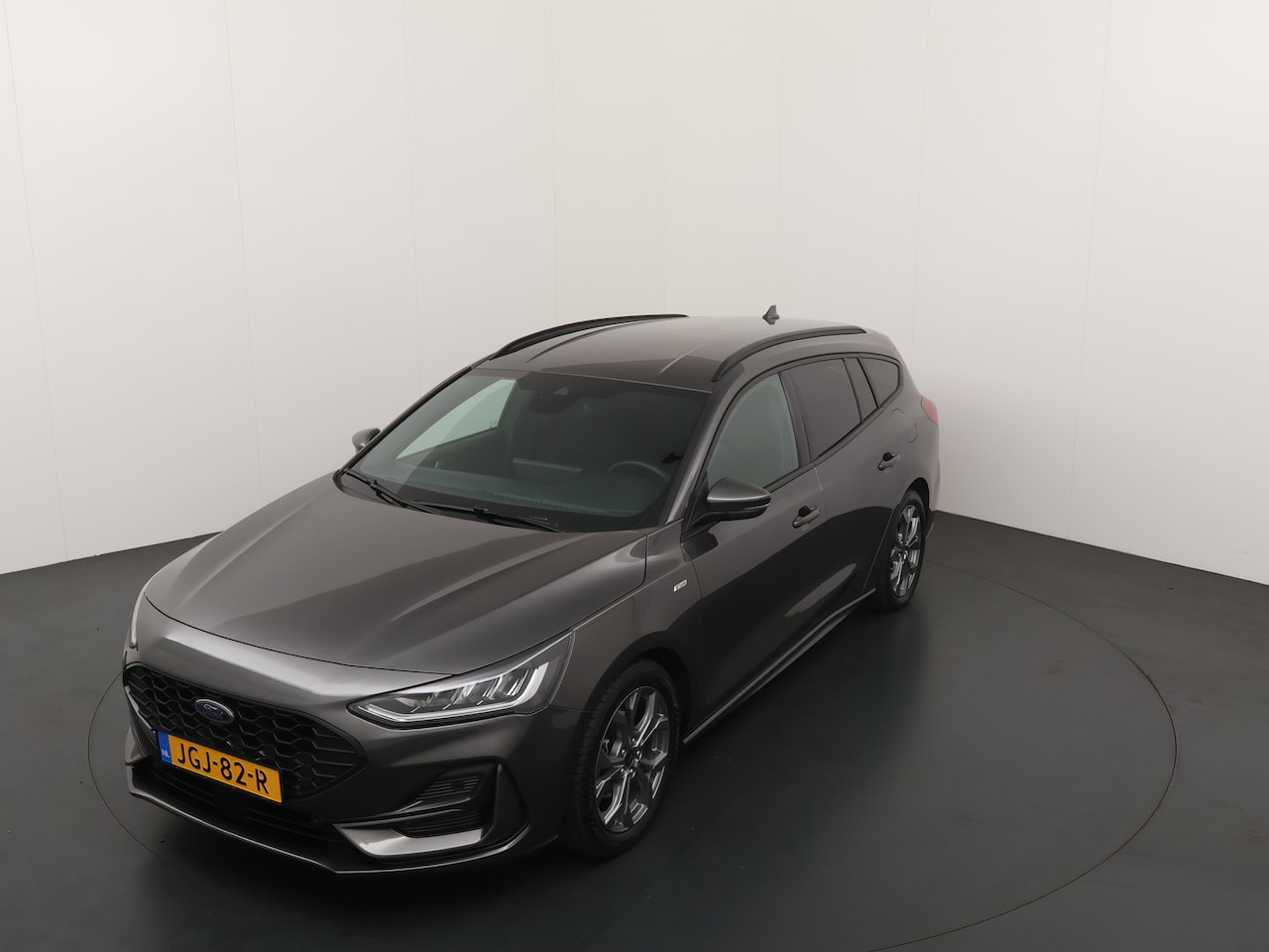Ford Focus Wagon - EcoBoost Hybrid 125 pk ST Line | Winter Pack | 4 seiz. banden | Navi | Clima | Cruise | Dr - AutoWereld.nl