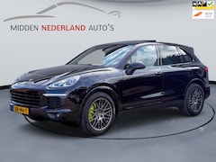 Porsche Cayenne - 3.0 S E-Hybrid Platinum Edition * 18 W STOELEN * BOSE * PANORAMA