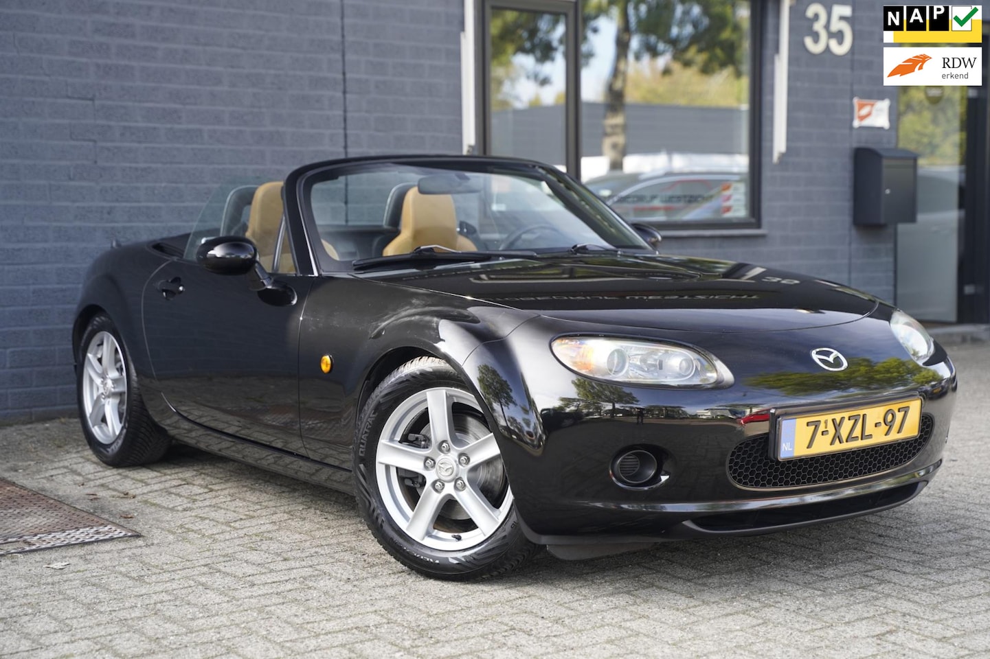 Mazda MX-5 - 1.8 Touring 1.8 Touring, Leder, Xenon, Airco, NAP - AutoWereld.nl