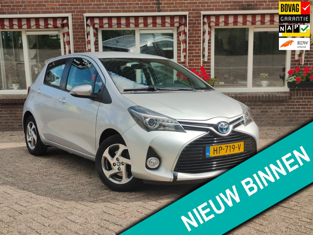 Toyota Yaris - 1.5 Hybrid Aspiration Aut. Clima Cruise LMV - RIJKLAAR - - AutoWereld.nl