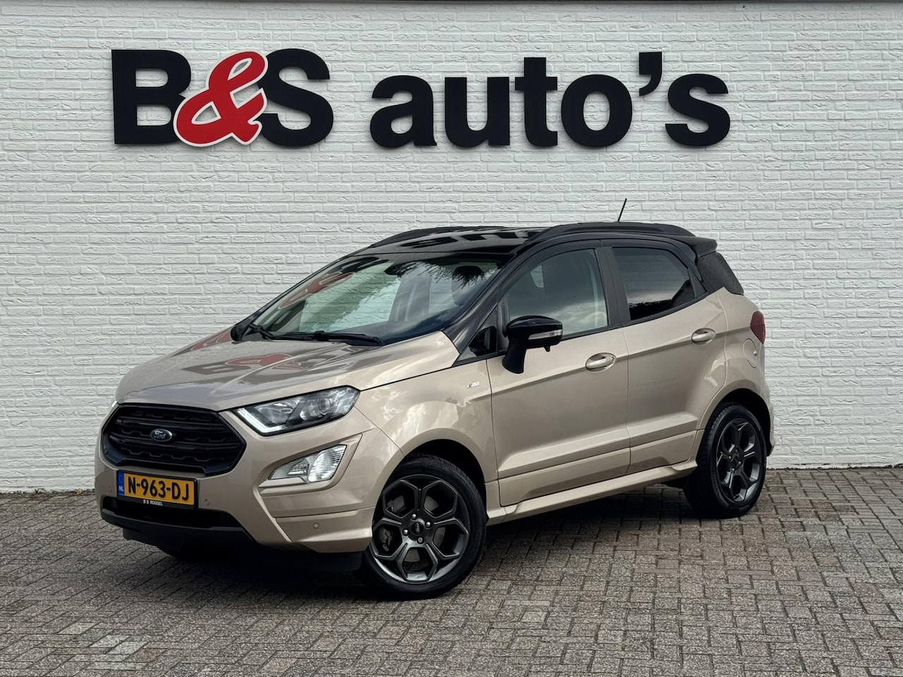 Ford EcoSport - 1.0 EcoBoost ST-Line Black Cruise control Automatische airco Navigatie Parkeersensoren App - AutoWereld.nl