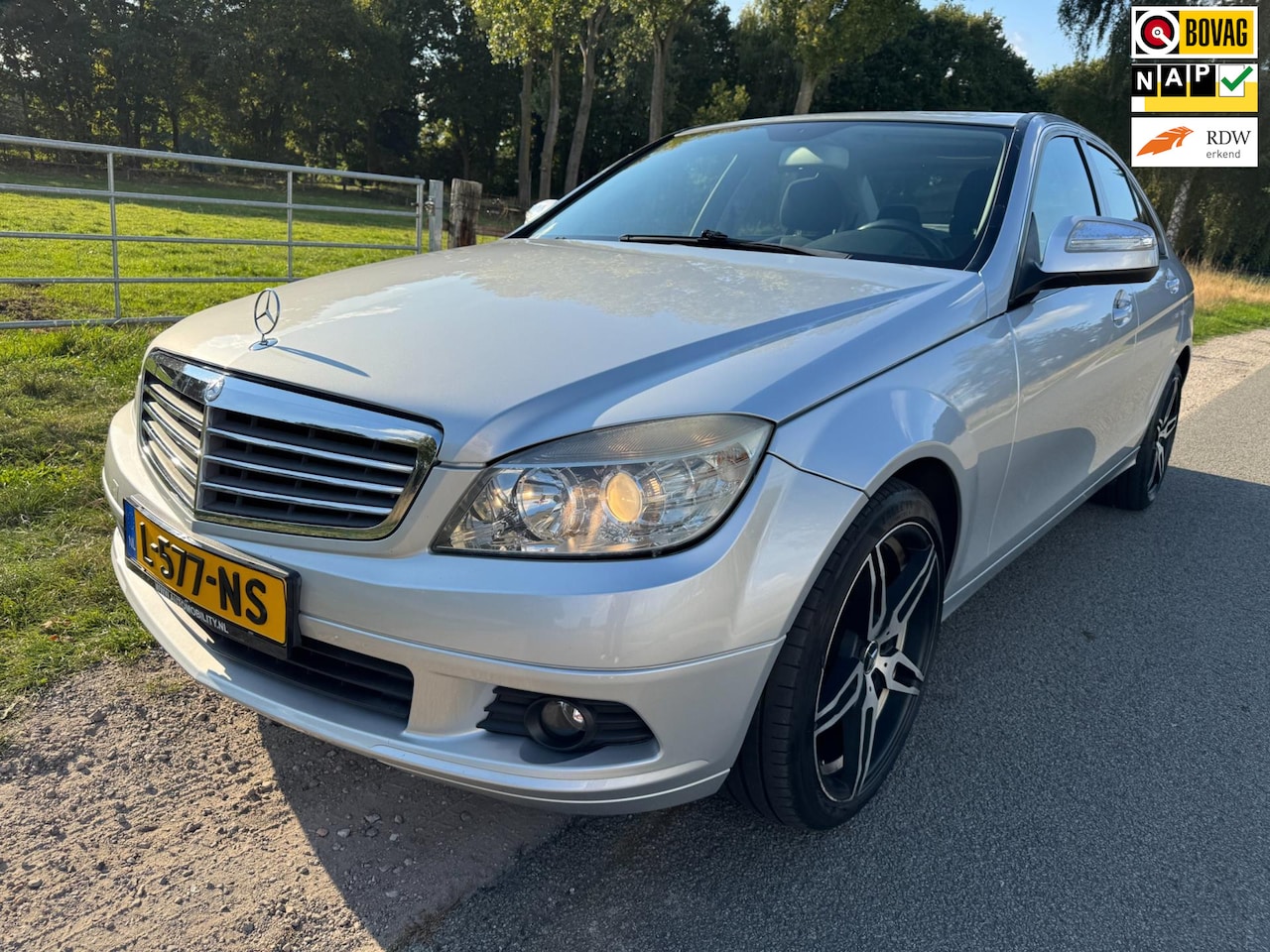 Mercedes-Benz C-klasse - 180 K AUTOMAAT keurige auto - AutoWereld.nl