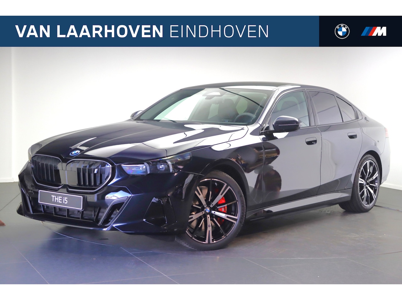 BMW i5 - eDrive40 M Sport / Panoramadak / Bowers & Wilkins / Achteruitrijcamera / Adaptieve LED / M - AutoWereld.nl