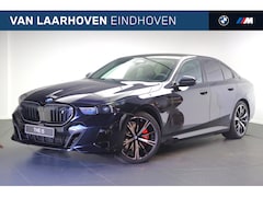 BMW i5 - eDrive40 M Sport / Panoramadak / Bowers & Wilkins / Achteruitrijcamera / Adaptieve LED / M