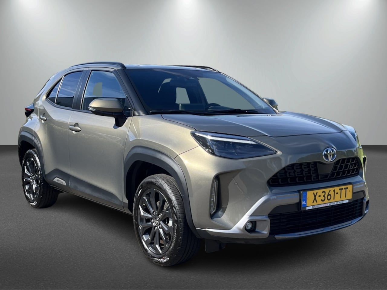 Toyota Yaris Cross - 1.5 Hybrid Explore | Apple Carplay | Android Auto | Cruise cont - AutoWereld.nl