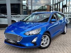 Ford Focus - 1.0 EBH TR ED. BNS NAVI AIRCO BENZ/HYBRID