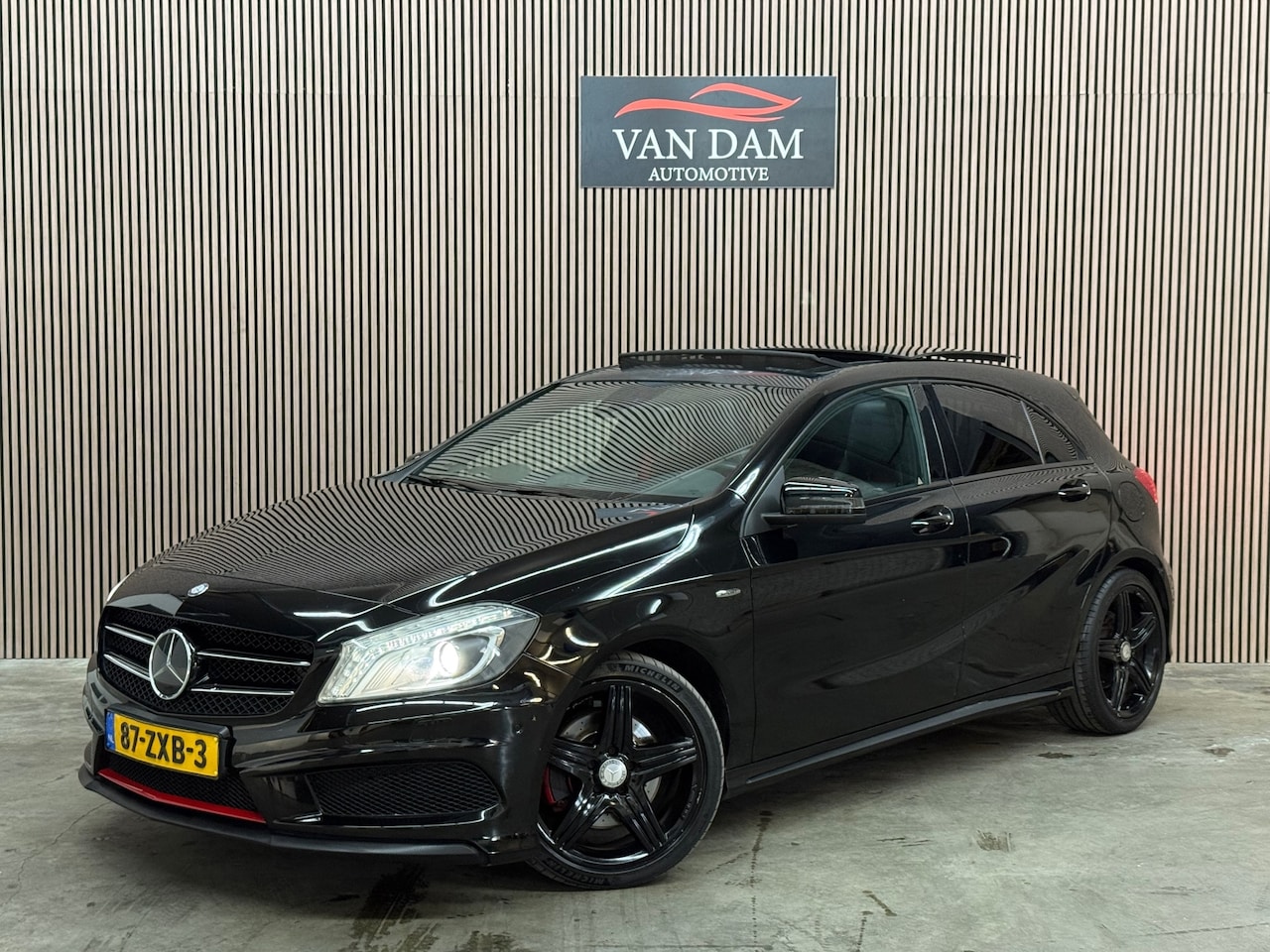 Mercedes-Benz A-klasse - 250 Edition1 AMG-Pakket 2013 LED PANO LEDER - AutoWereld.nl