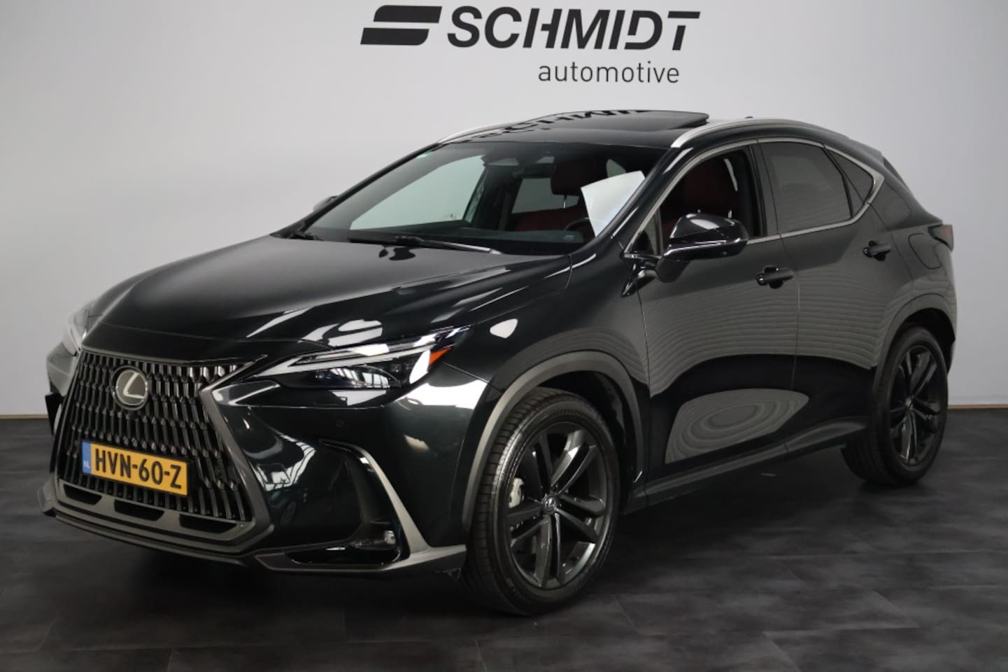 Lexus NX - 450h+ AWD Luxury Line | Panoramadak | Trekhaak | Leder | Full - AutoWereld.nl