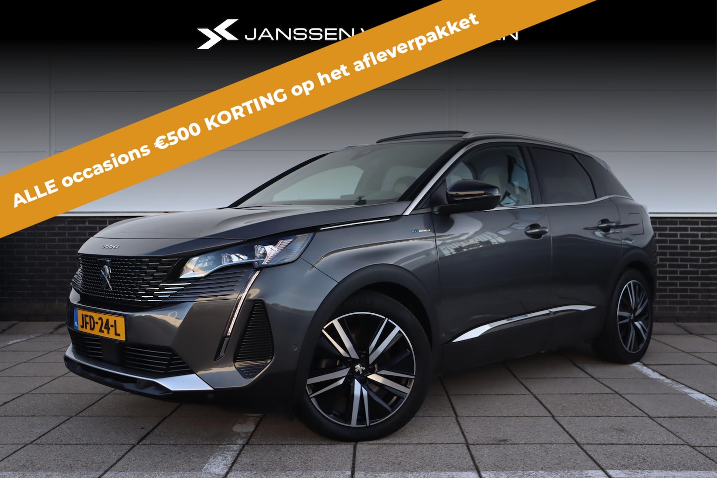 Peugeot 3008 - 1.6 HYbrid4 300 GT Pack * Panoramadak * FOCAL Audio * Massage * Night Vision * SOH 95%* - AutoWereld.nl