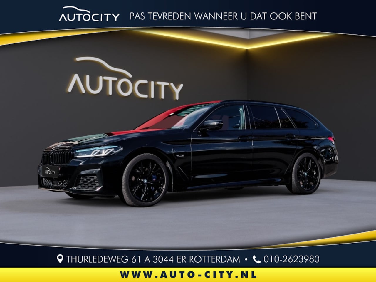 BMW 5-serie Touring - 5er - 530 e xDrive M Sport Pano l 360 l Trekhaak l HUD l Harman - AutoWereld.nl