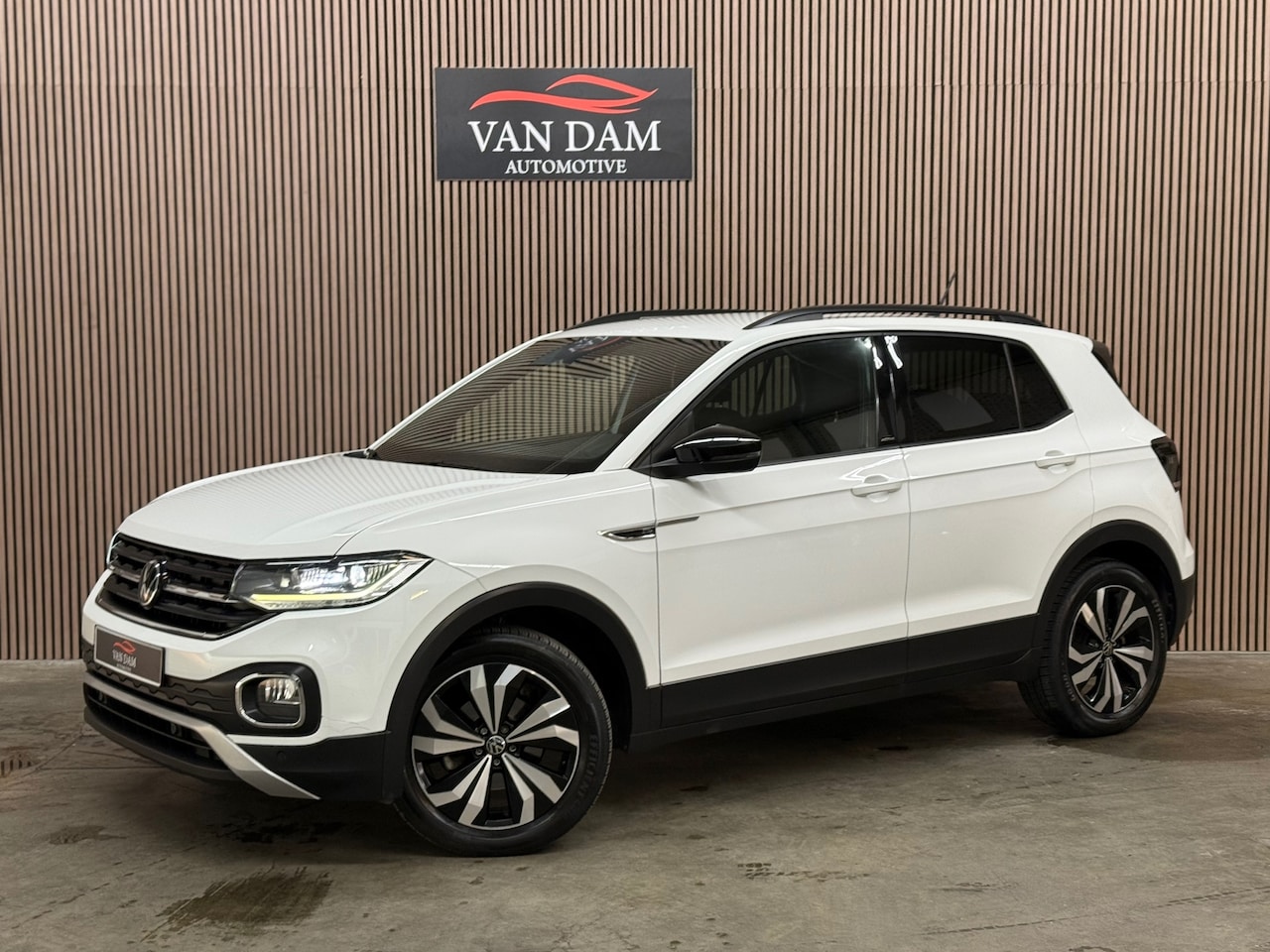 Volkswagen T-Cross - 1.5 TSI R-line 2020 DSG LED CAMERA VIRTUAL - AutoWereld.nl