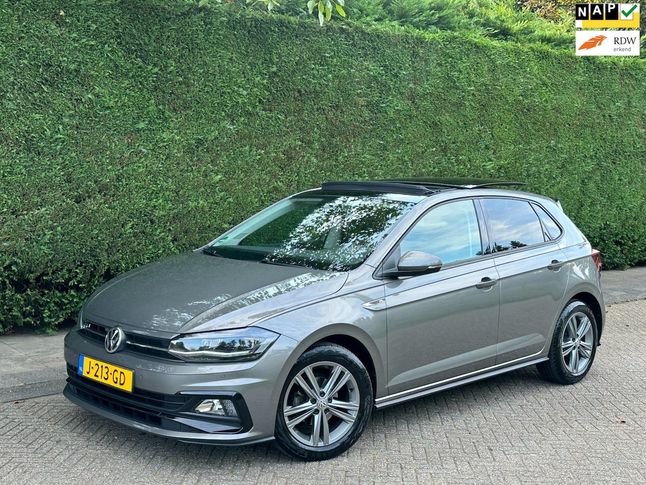 Volkswagen Polo - 1.0 TSI R-Line | Virtual | Pano |Carplay | Clima | Adaptive Cruise | Navigatie | LED | NAP - AutoWereld.nl