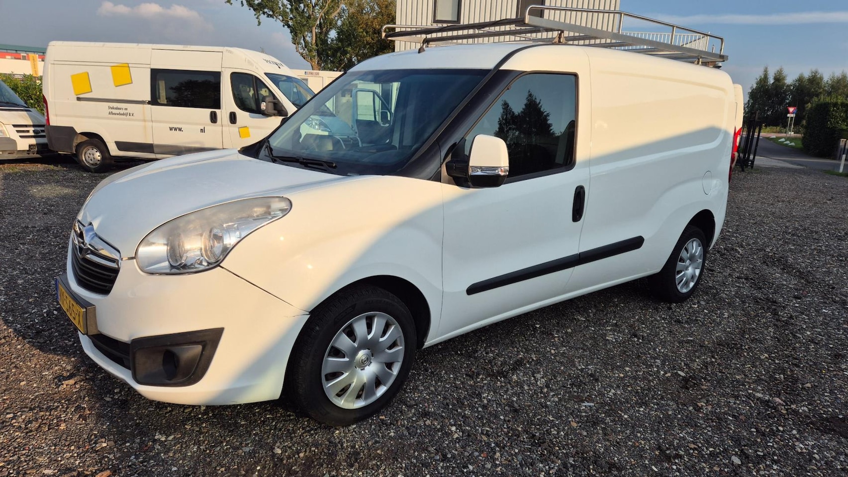 Opel Combo - 1.3 CDTi L2H1 ecoFLEX Sport 1.3 CDTi L2H1 ecoFLEX Sport - AutoWereld.nl