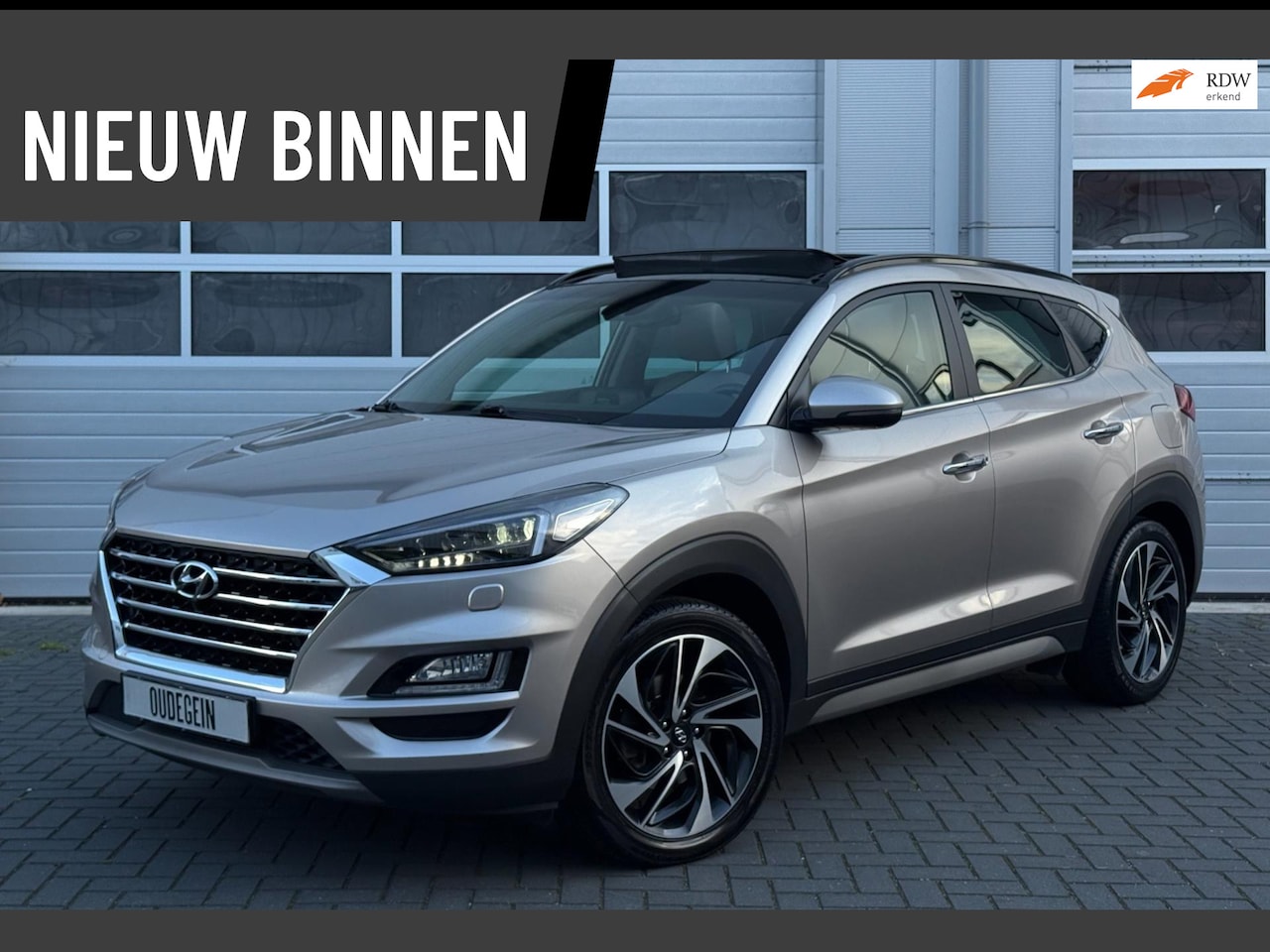 Hyundai Tucson - 1.6 T-GDI PREMIUM / CARPLAY / PANO / 360 CAMERA / LANE / DODEHOEK / STOELVERKOELING + VERW - AutoWereld.nl