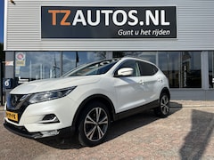 Nissan Qashqai - 1.2 N-Connecta Pano/Navi/Camera/Trekhaak