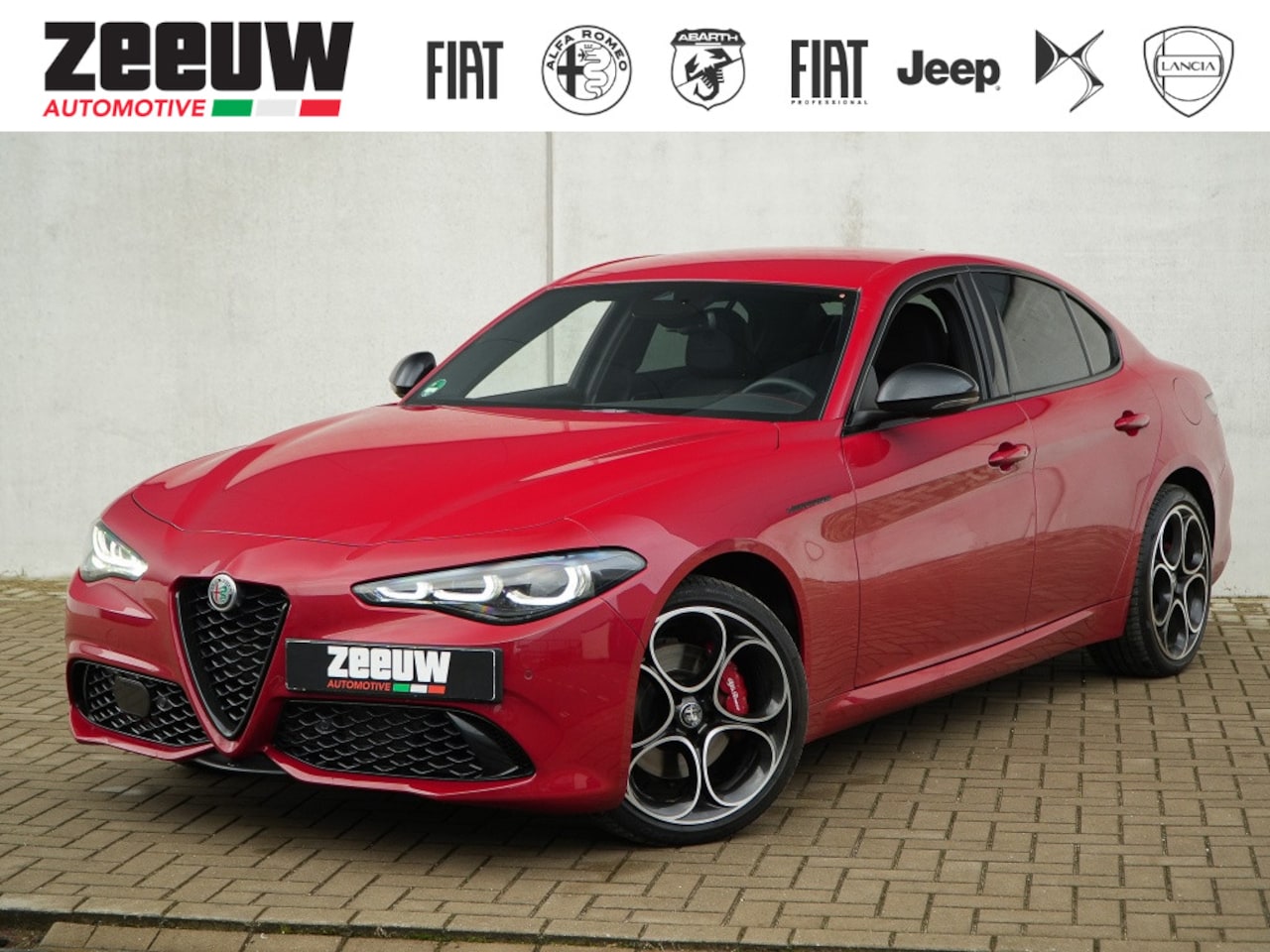 Alfa Romeo Giulia - 2.0 Turbo 280 PK Competizione Q4 AWD | Harman | Veloce | 19" - AutoWereld.nl