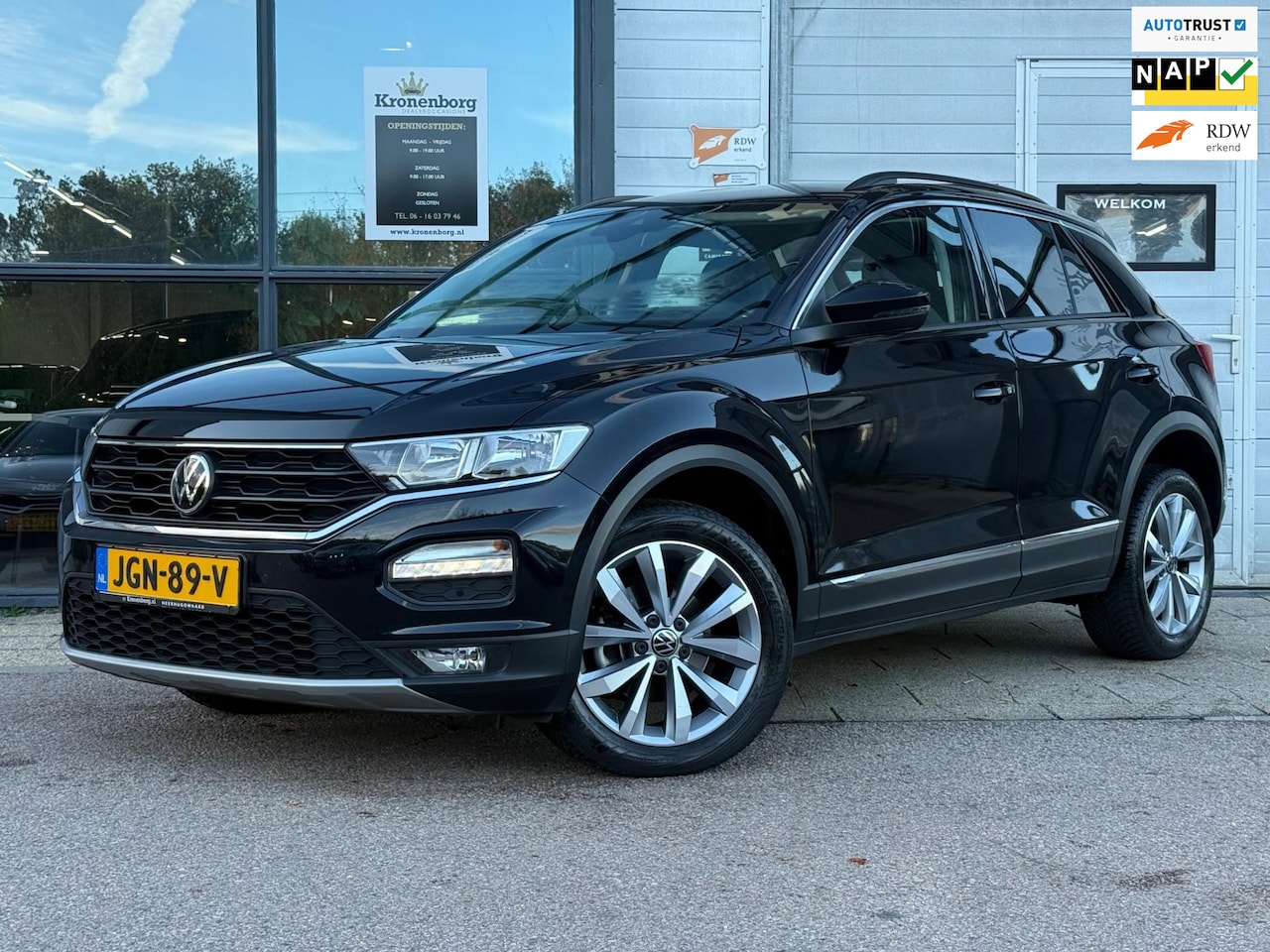 Volkswagen T-Roc - 1.5 TSI Sport Business R| CAMERA| CARPLAY| NAP - AutoWereld.nl