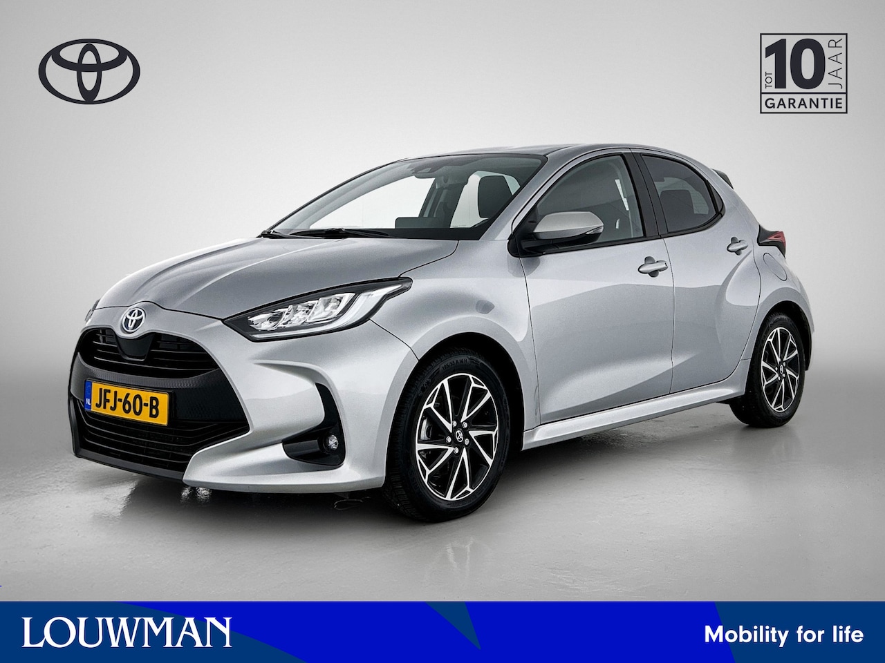 Toyota Yaris - 1.5 Hybrid 115 First Edition Stoelverwarming | Apple Carplay/Android Auto - AutoWereld.nl