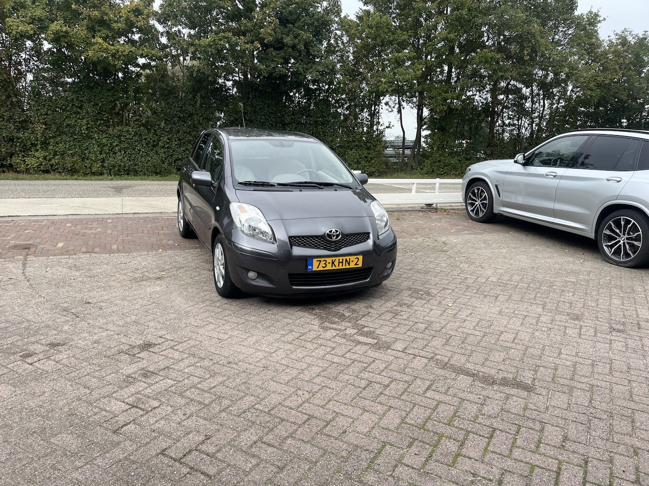 Toyota Yaris - 1.3 VVTi Executive AUTOMAAT CRUISE CLIMA PDC - AutoWereld.nl