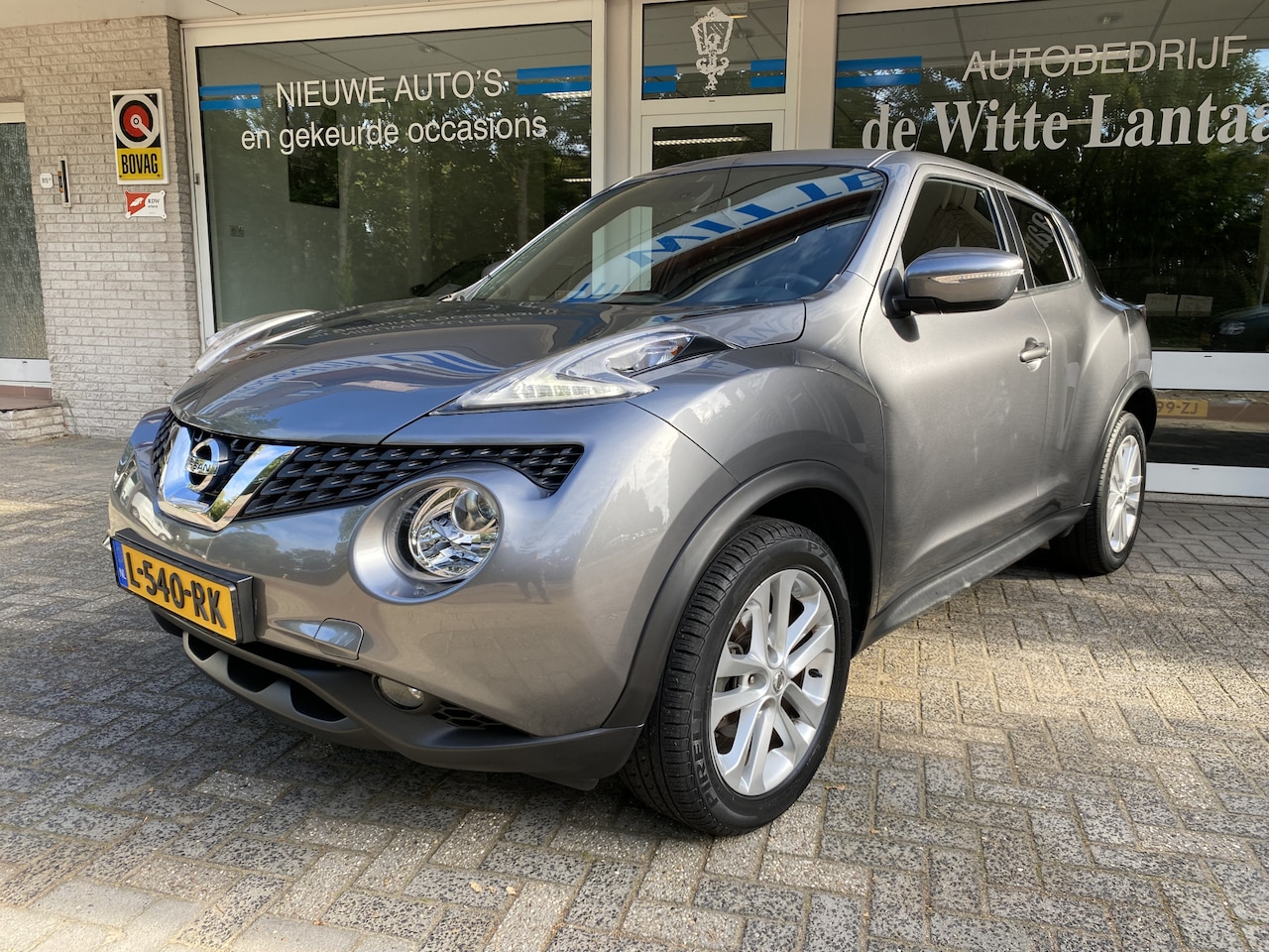 Nissan Juke - 1.2 DIG-T S/S N-Connecta Navigatie Fulllmap/A. uitrijcamera/Autom. Airco/Cruisecontr./Keyl - AutoWereld.nl