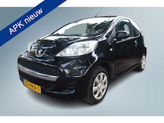 Peugeot 107 - 1.0-12V XR