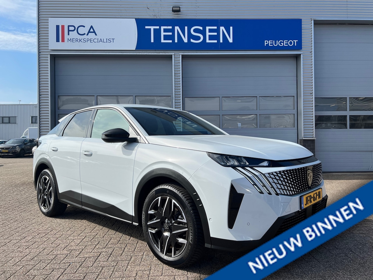 Peugeot 3008 - 1.2 Hybrid 145Pk Allure | Panoramische i-Cockpit | 360 Camera | Navigatie | AGR Stoelen | - AutoWereld.nl