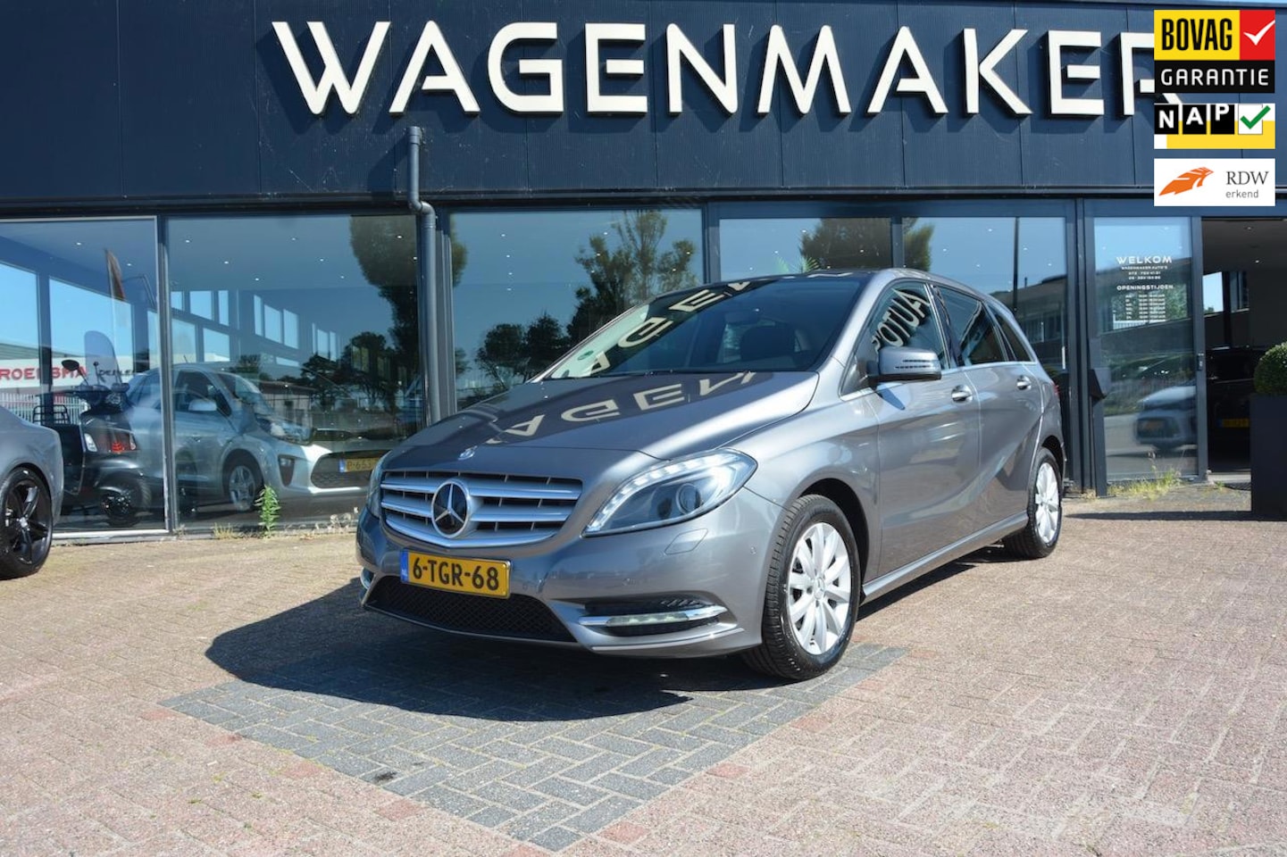 Mercedes-Benz B-klasse - 180 Ambition AUT|Clima|Cruis|Trekhaak - AutoWereld.nl