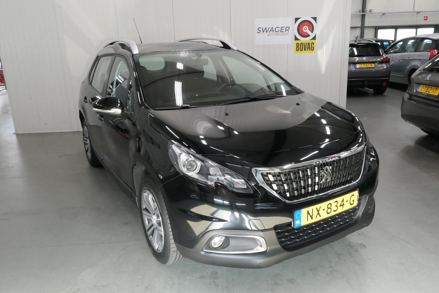 Peugeot 2008 - 1.2 PureTech Blue Lion 1.2 PureTech 110pk Blue Lion (Goed Onderhouden) - AutoWereld.nl