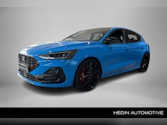 Ford Focus - ST-X 2.3 EcoBoost 280pk | Uniek | Milltek | KW V3 Schroefset | Brembo | Trackpack | Matrix