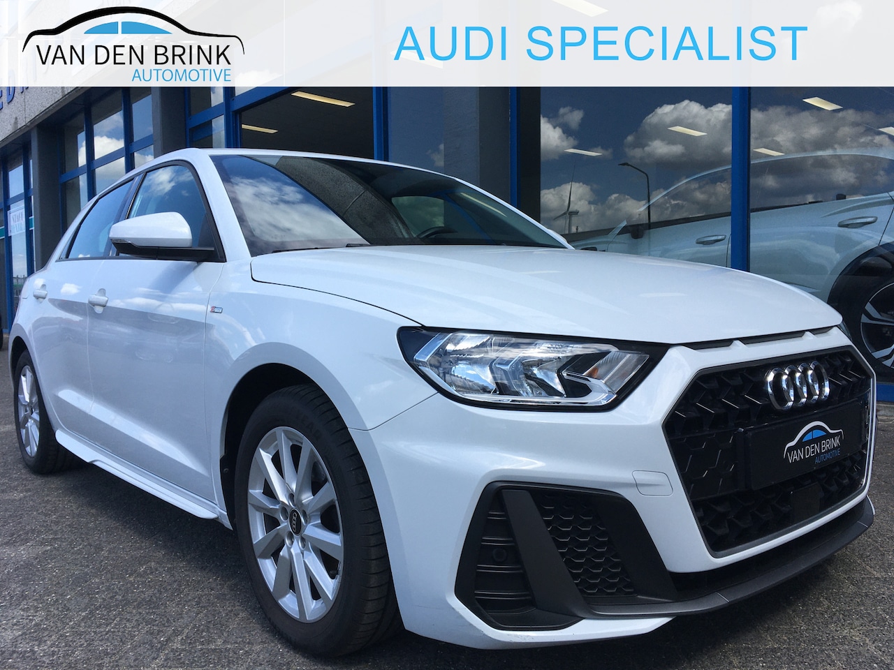 Audi A1 Sportback - 30 TFSI S-Line CarPlay + Navigatie - AutoWereld.nl