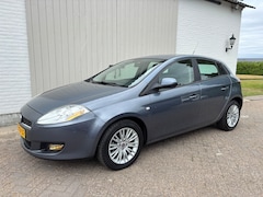 Fiat Bravo - 1.4 Dynamic Vol.Historie 2e Eigenaar! Trekhaak