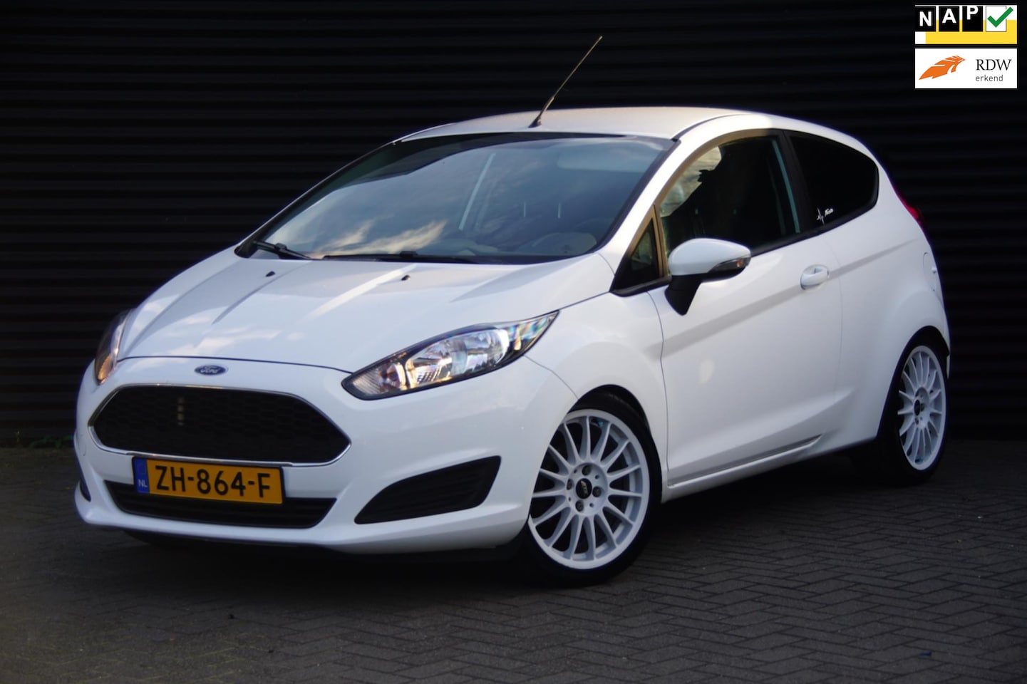 Ford Fiesta - 1.25 | Sport | Airco | Lichtmetaal | Goed onderhouden | - AutoWereld.nl