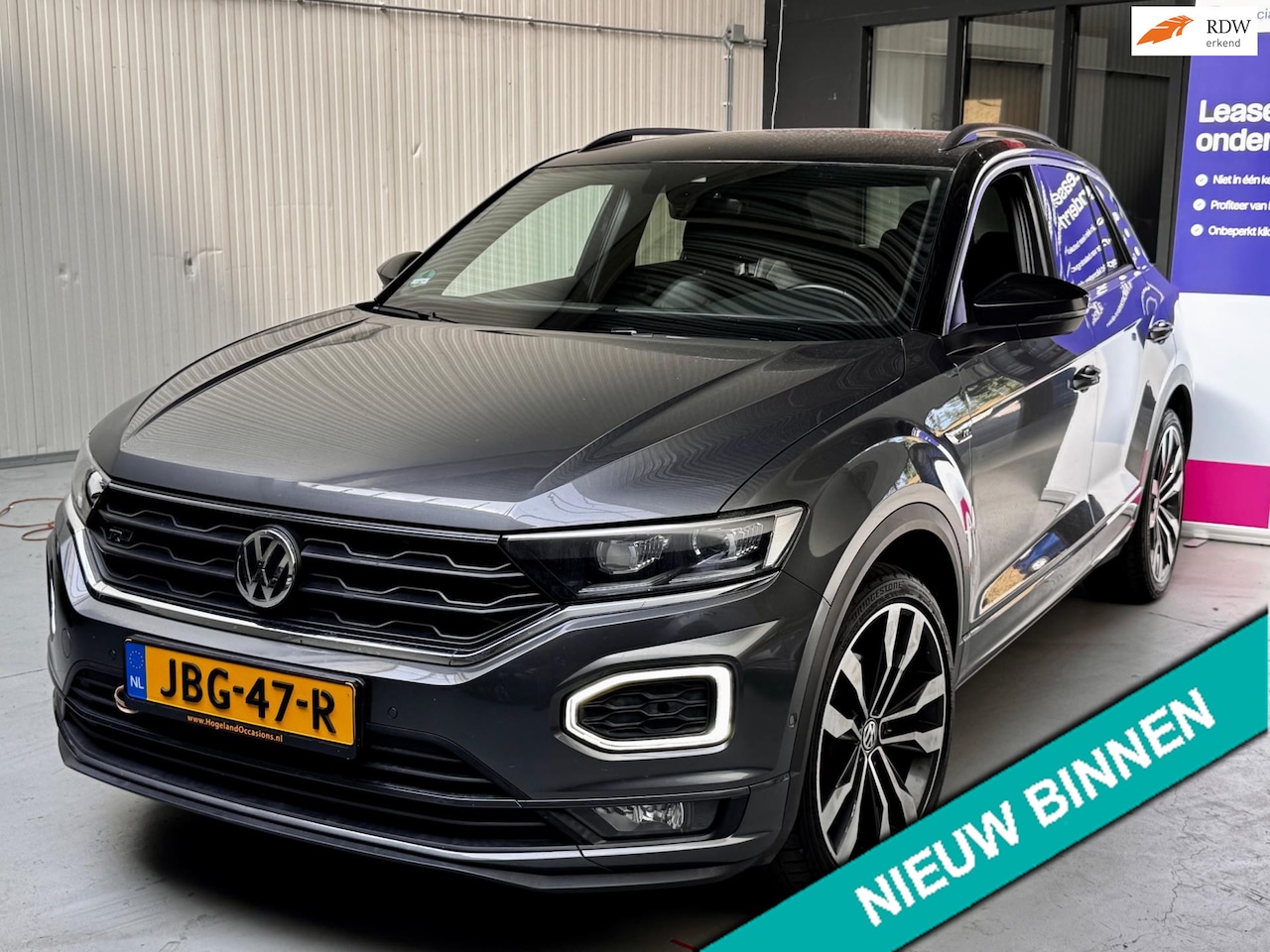 Volkswagen T-Roc - 2.0 TSI 4Motion Sport Trekhaak 190PK DSG LED CARPLAY - AutoWereld.nl