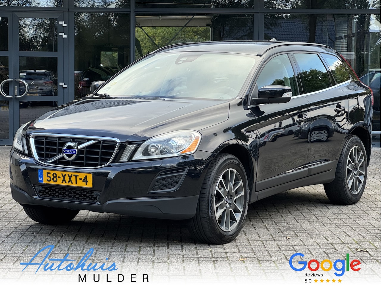 Volvo XC60 - 2.0 D3 Summum Xenon/Trekhaak/DB vervangen/Navigatie/Stoelverwarming EX BPM PRICE - AutoWereld.nl