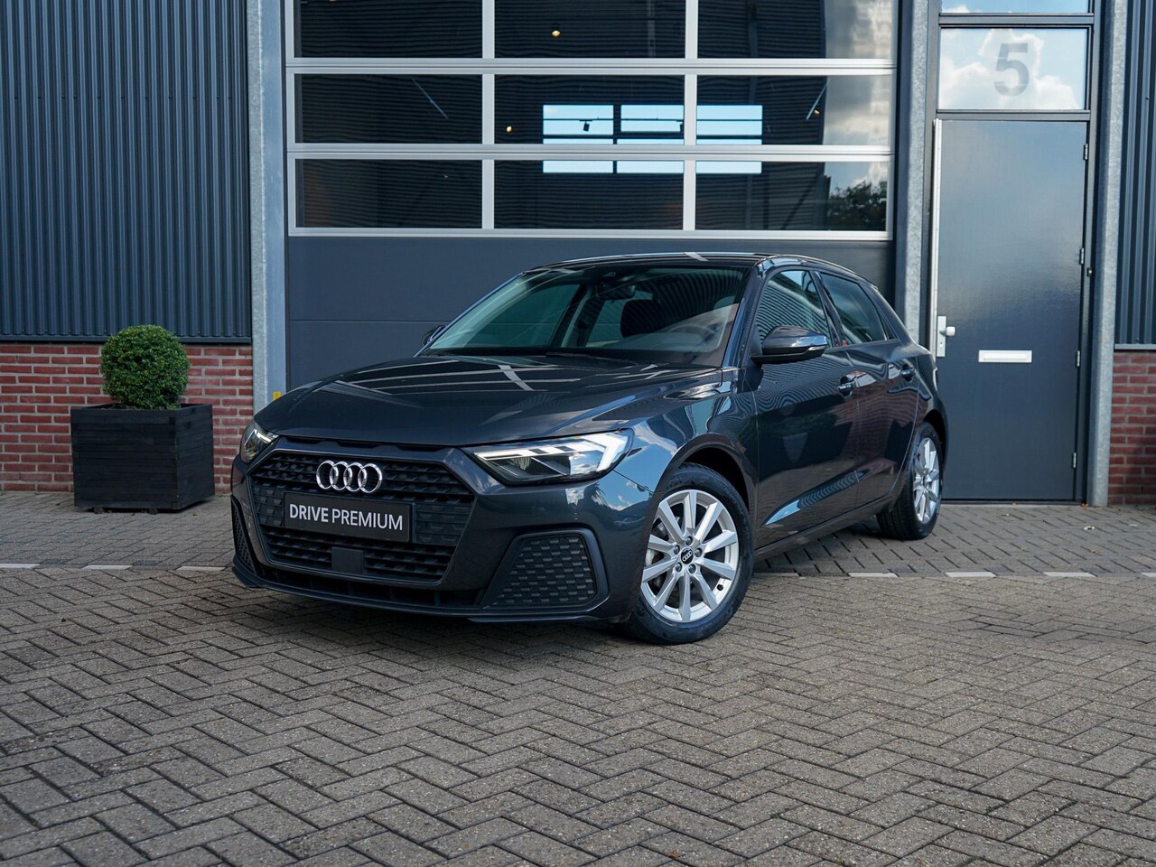 Audi A1 Sportback - 25 TFSI Pro Line S 25 TFSI Pro Line S - AutoWereld.nl